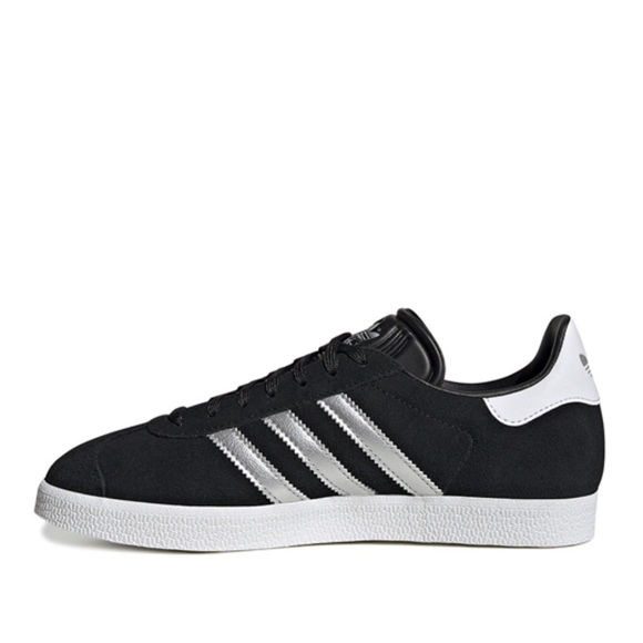 Adidas Gazelles EUC - Picture 2 of 16